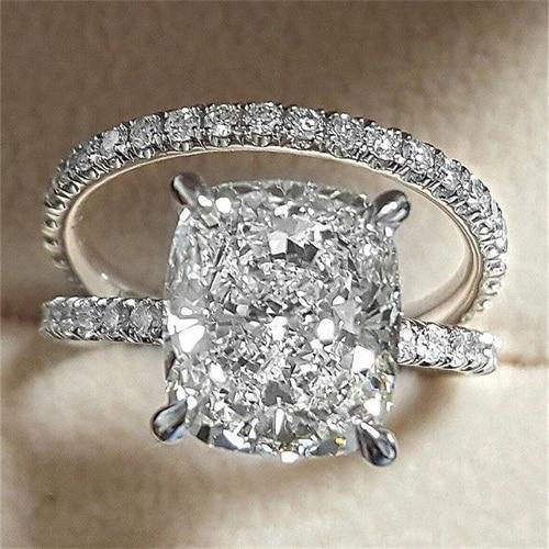 Delicate White Diamond Women's Ring Set